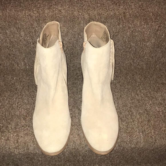 🤠NWT Reaction Kenneth Cole Genuine Leather Booties - Picture 8 of 8